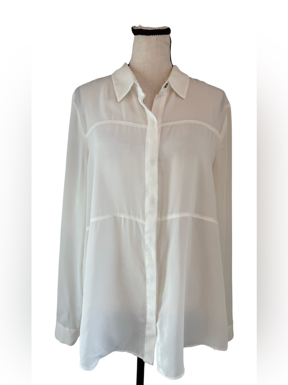 Robert Rodriguez Medium White Long Sleeve Button Front Blouse Minimalist 21x28